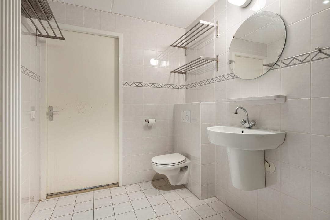 Photo 28 of Vooronder 76