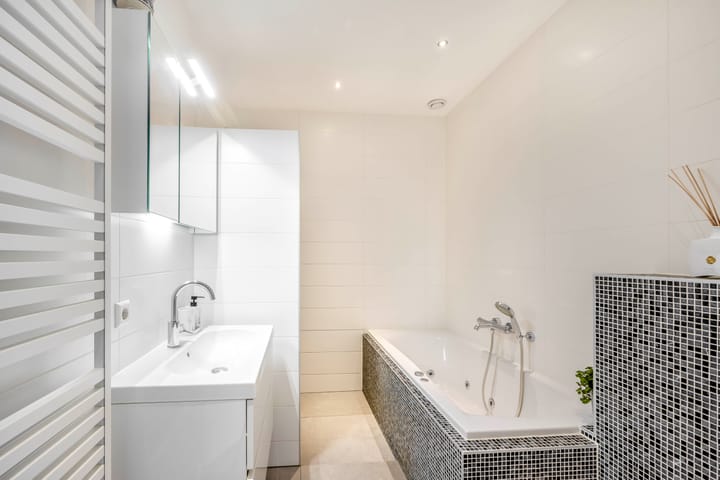 Photo 4 of Ganzerik 8