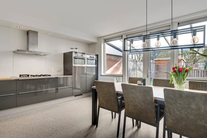 Foto 2 van Tromplaan 33