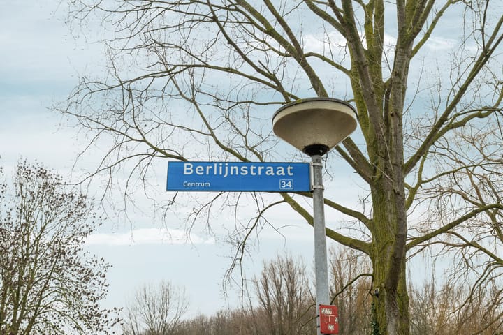 Photo 35 of Berlijnstraat 102