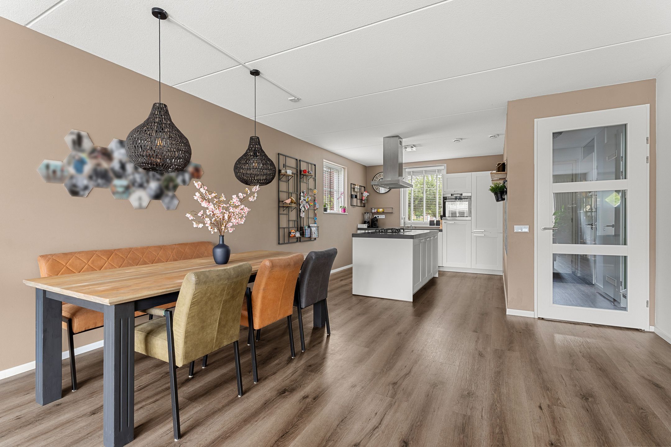 Photo 18 of Albert Einsteinstraat 14