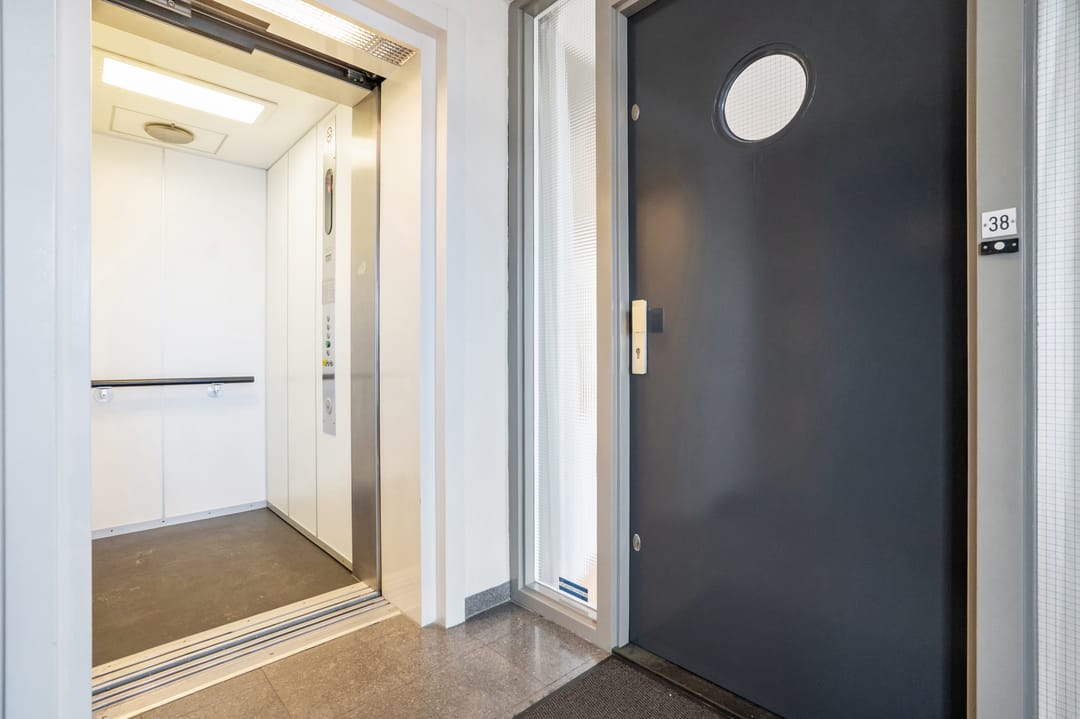 Photo 8 of Raadhuisstraat 38