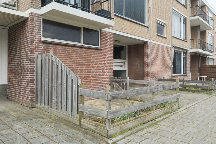 Foto 32 van Pieter de Hoochstraat 68