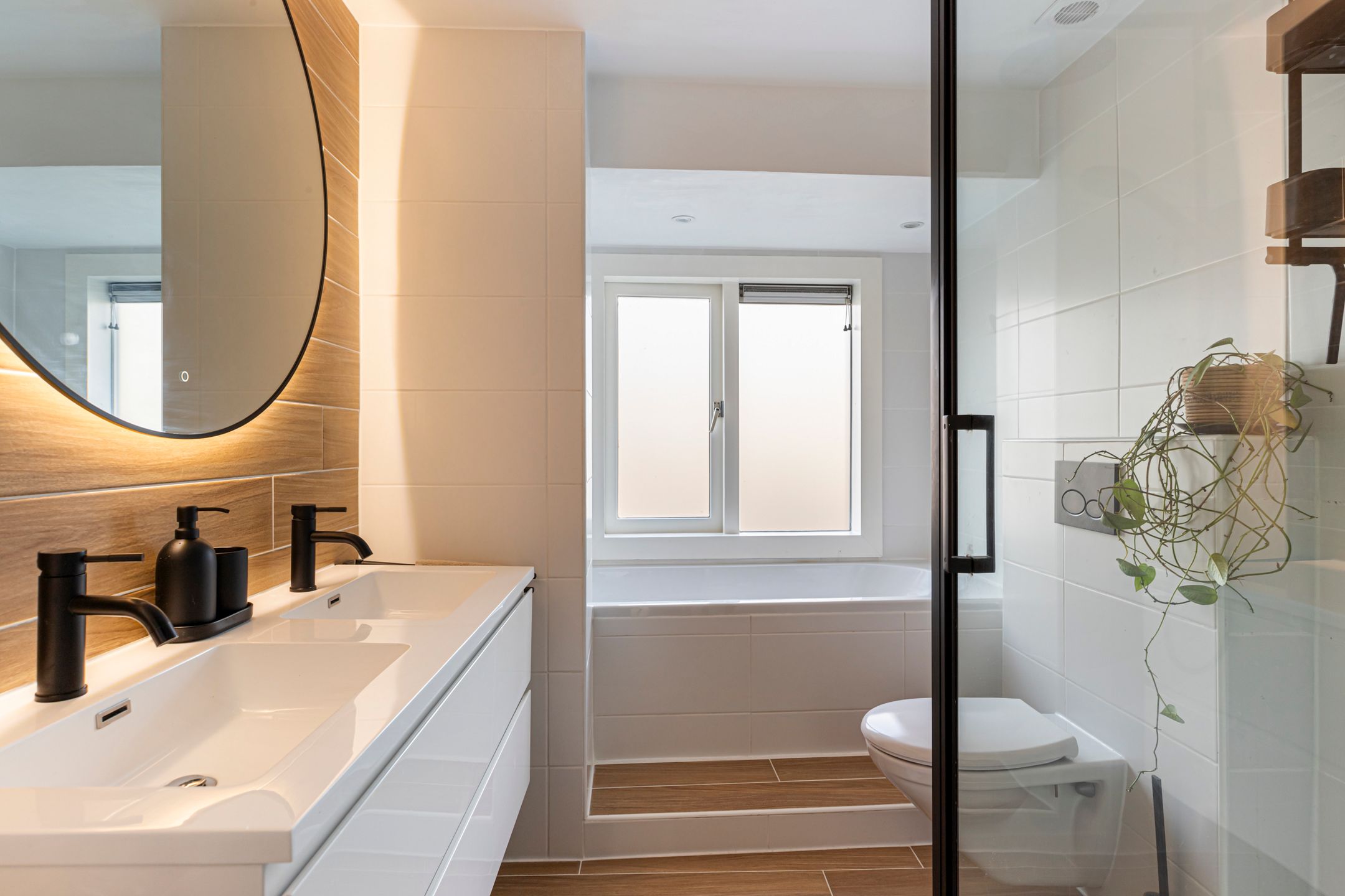 Foto 36 van Eerste Hieronymus van Alphenstraat 17