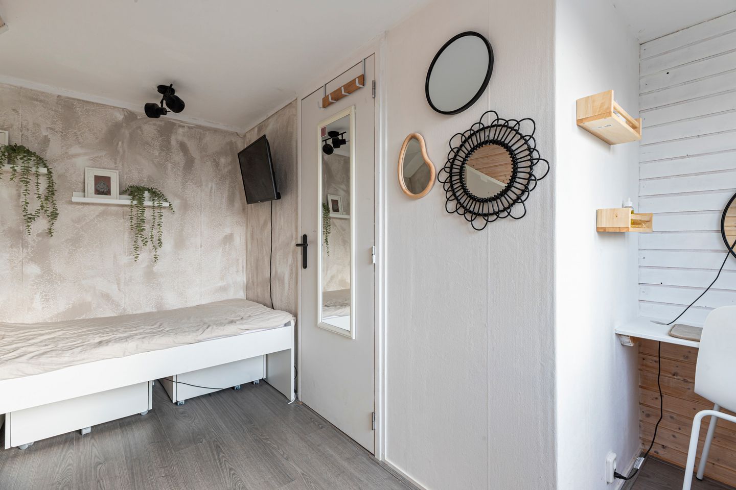 Foto 44 van Eerste Hieronymus van Alphenstraat 17