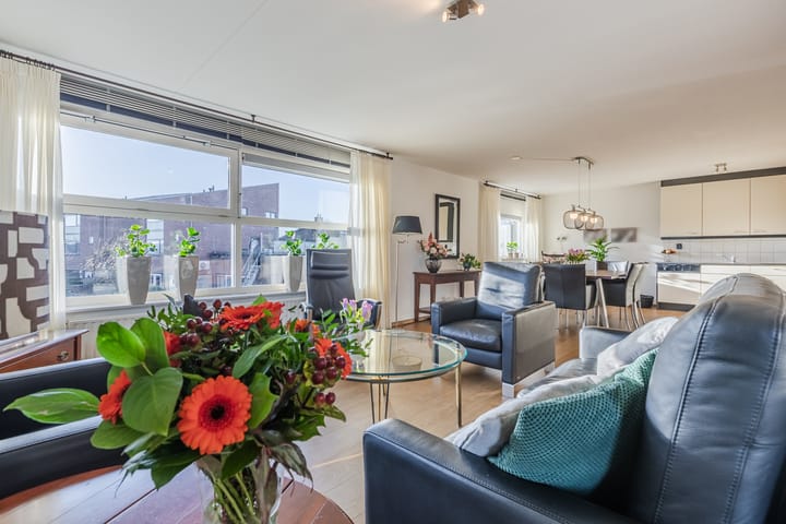 Photo 3 of Ina Dammanstraat 13