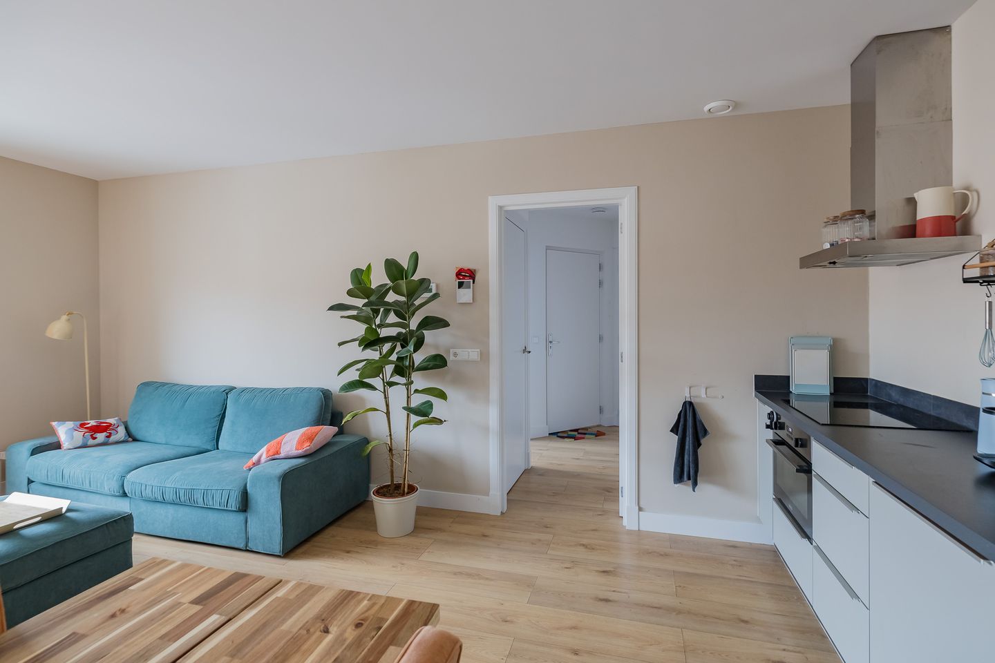 Foto 10 van Kompasstraat 74-B