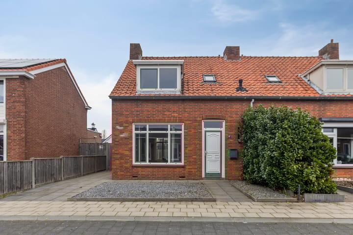 Photo 21 of Slotstraat 47