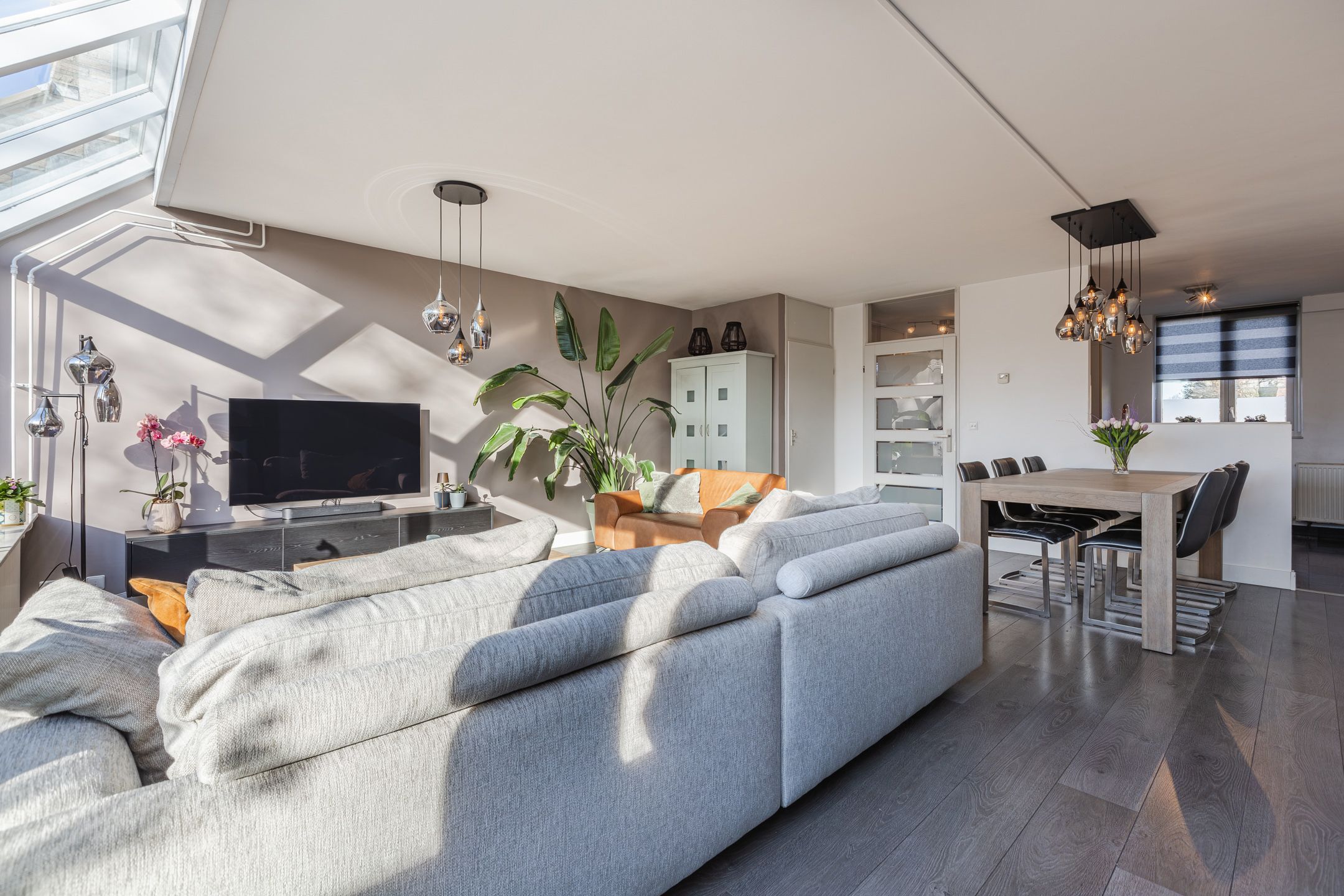 Foto 9 van Oudstraat 8