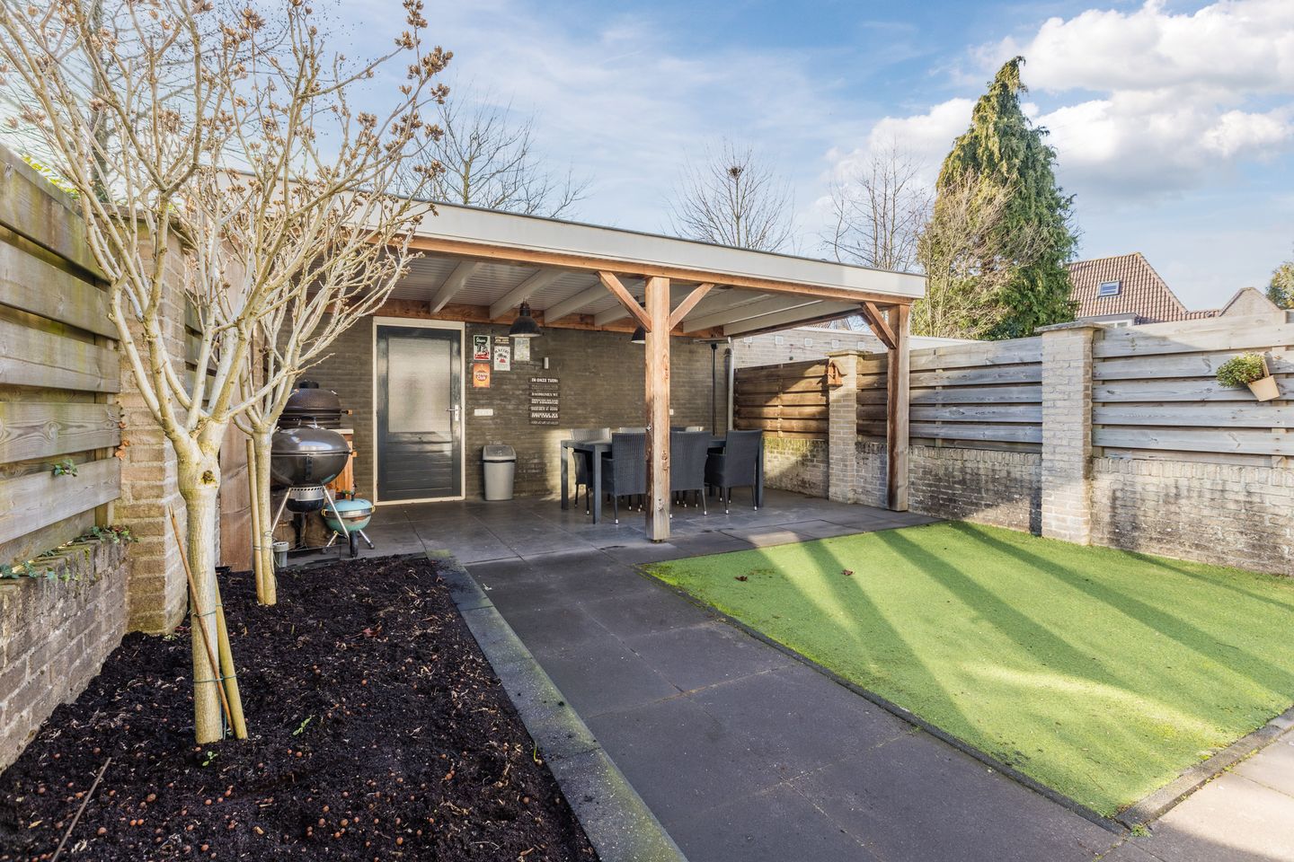 Foto 19 van Oudstraat 8