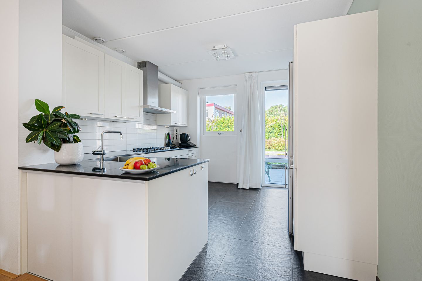 Photo 14 of Clausstraat 2-B