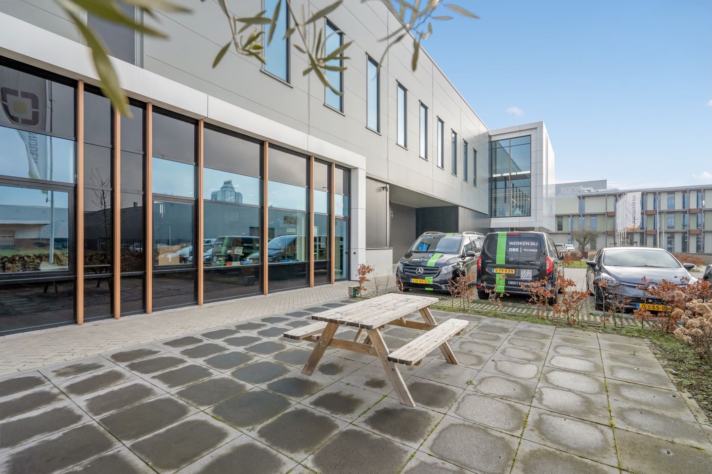 View photo 5 of Verlaatweg 9