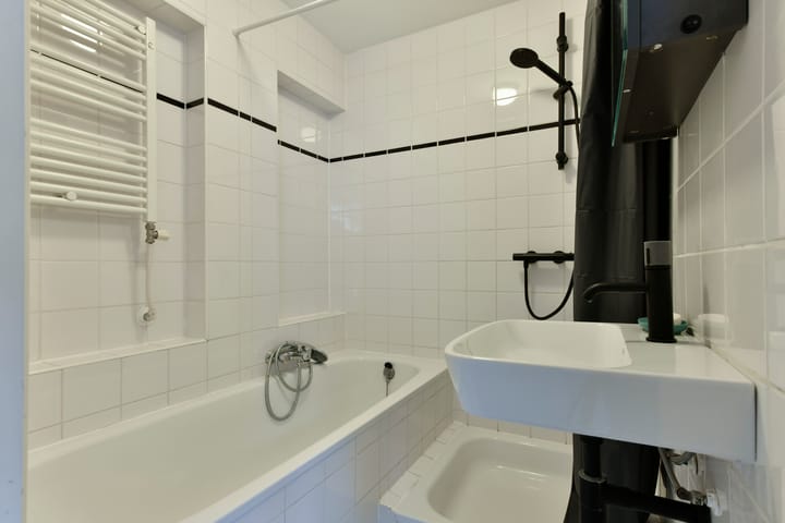 Foto 14 van Barentszstraat 226