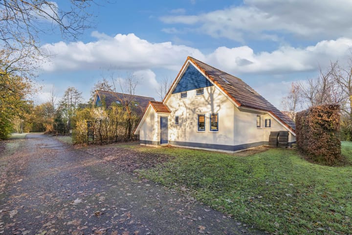 Photo 4 of Solcamastraat 30-5