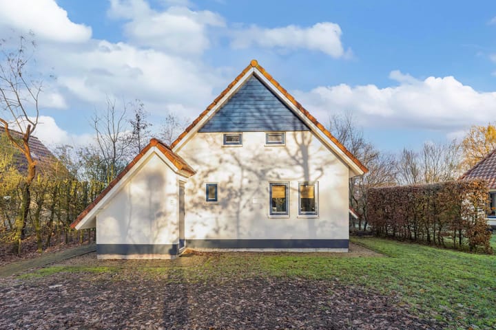 Photo 8 of Solcamastraat 30-5