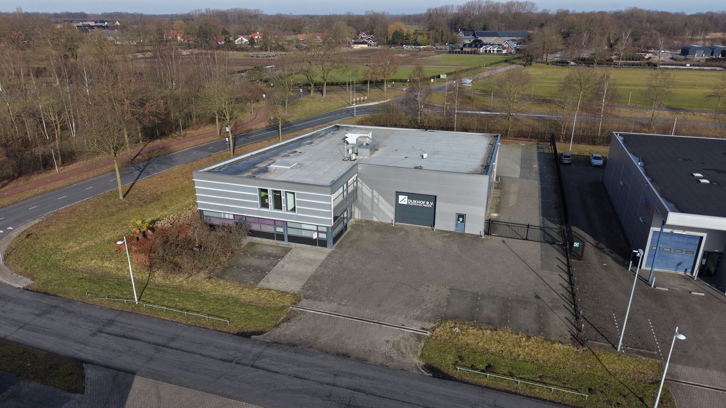 View photo 1 of David Ricardostraat 1