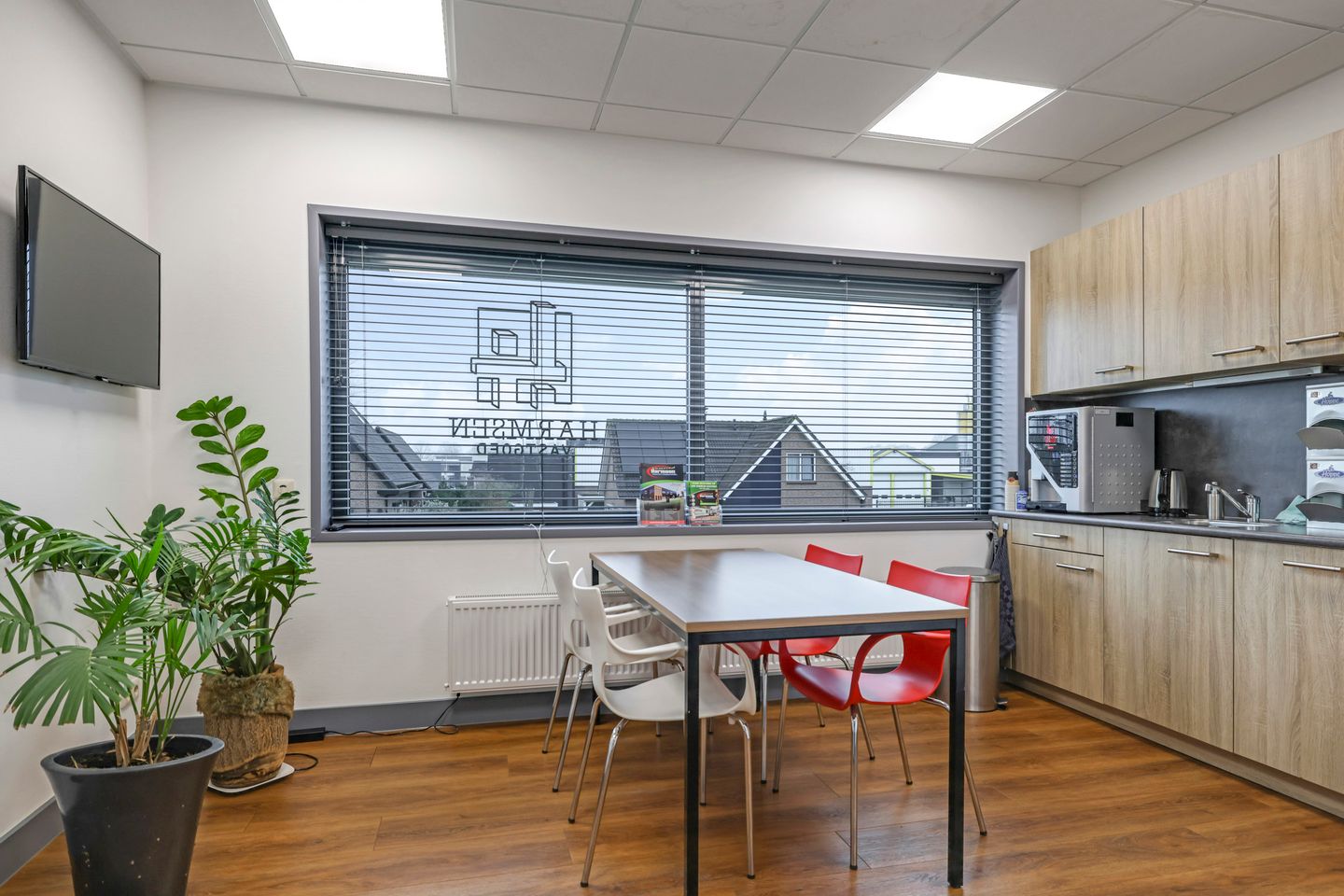 Bekijk foto 3 van Winkelsweg 2