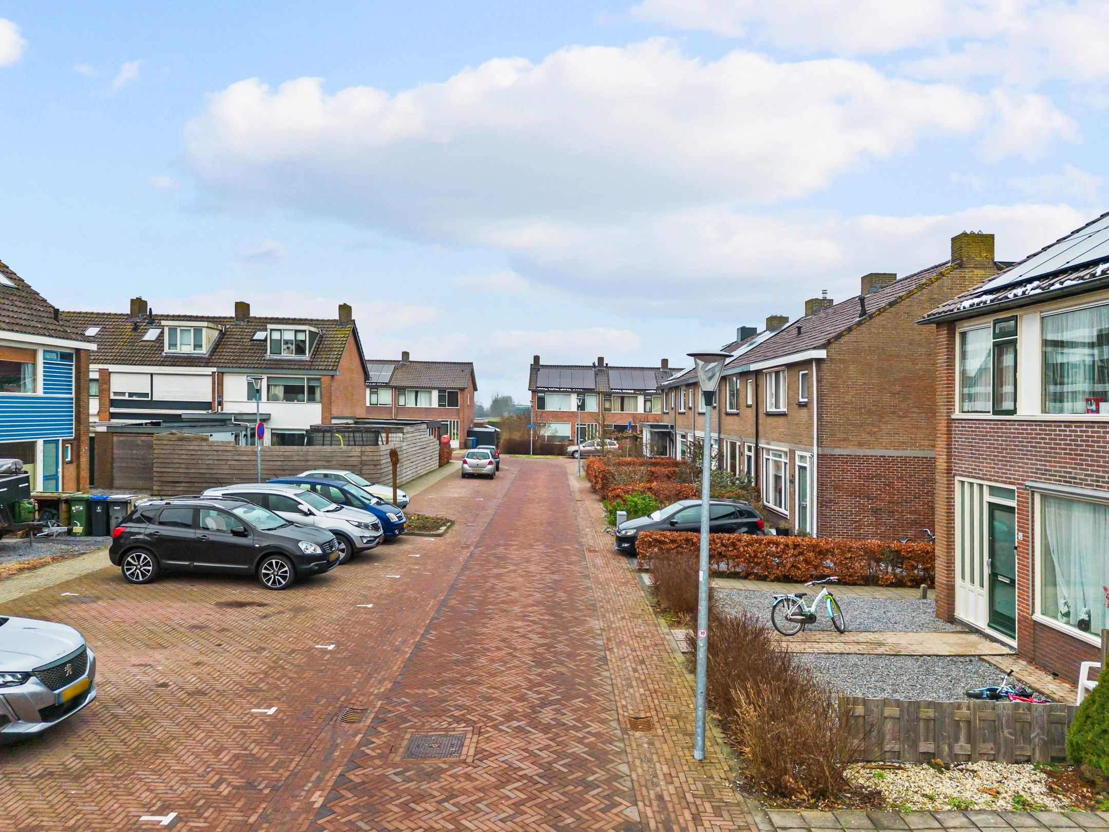 Foto 45 van Leeuwerikstraat 11