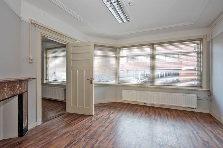 Photo 3 of Wilhelminastraat 95