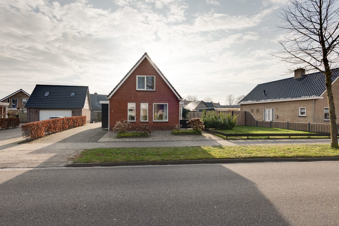 Photo 52 of De Dellen 38