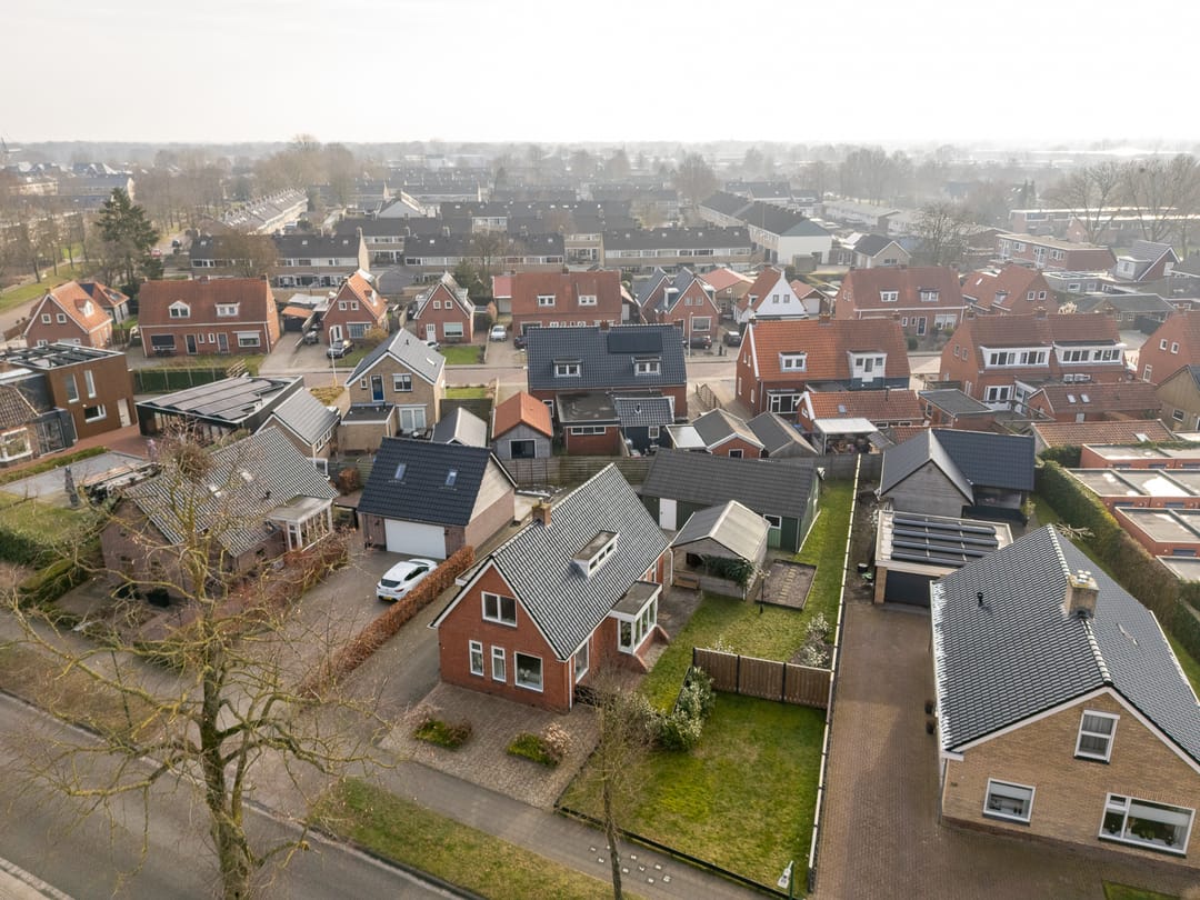 Photo 56 of De Dellen 38