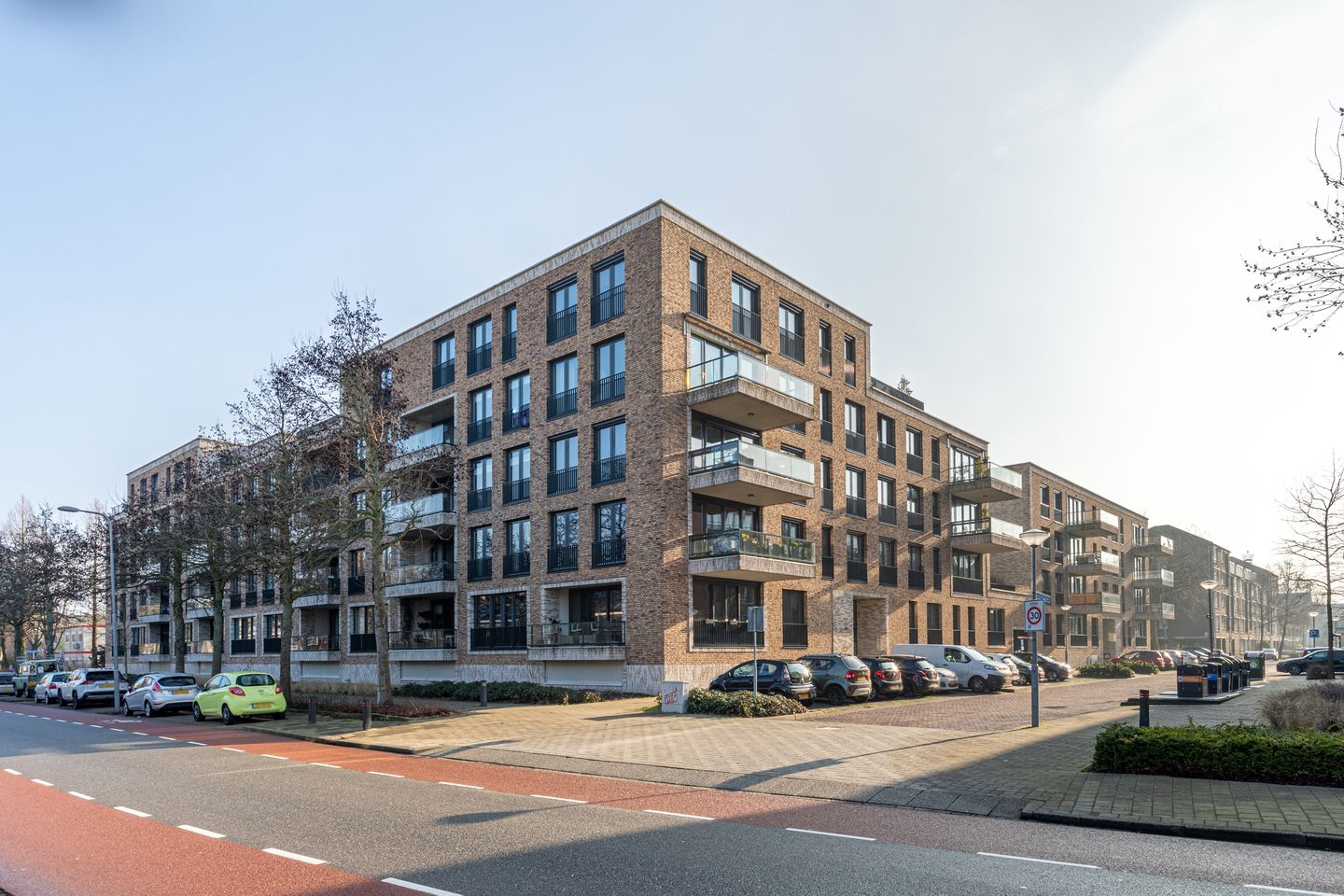 Foto 1 van Raadhuisstraat 256
