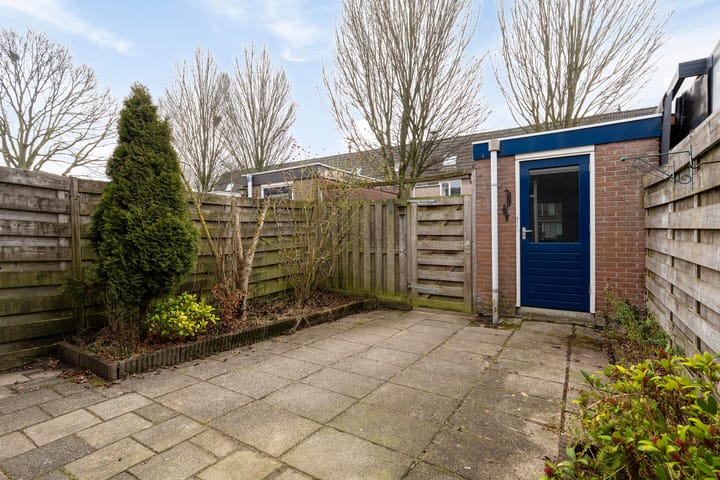 Photo 3 of Moermond 72