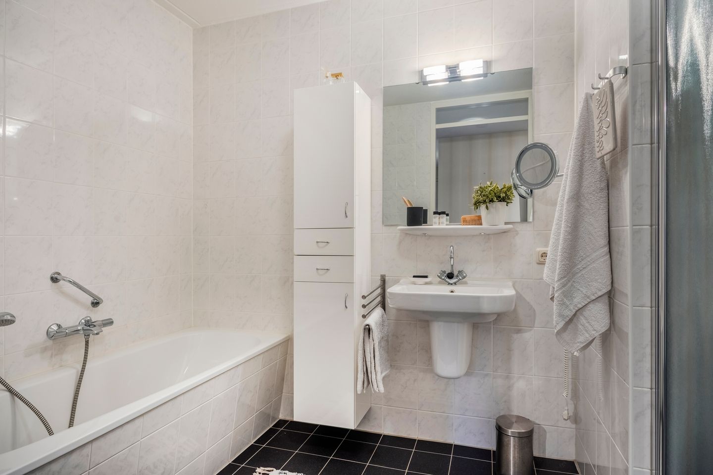 Foto 19 van Rijksstraatweg 197-A