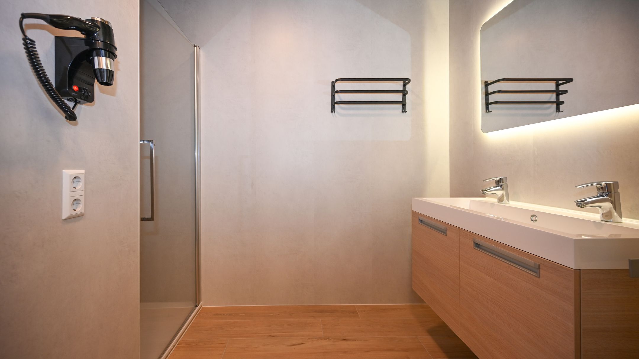 Foto 12 van Heereweg 5-21