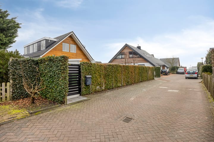 Photo 3 of Emmalaan 7