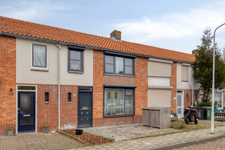 Foto 2 van van Ostadestraat 10