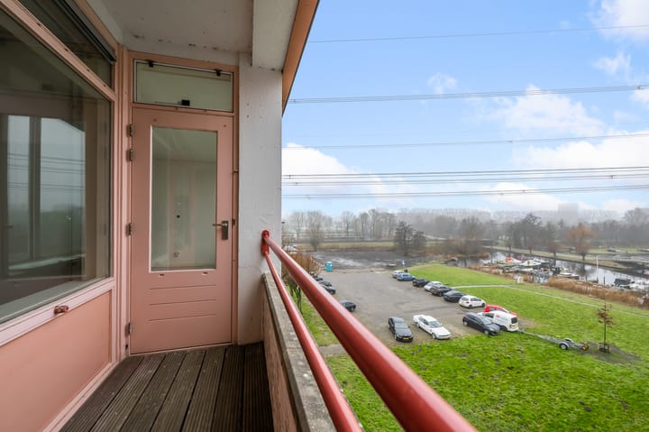 Photo 4 of Leverkruidweg 49