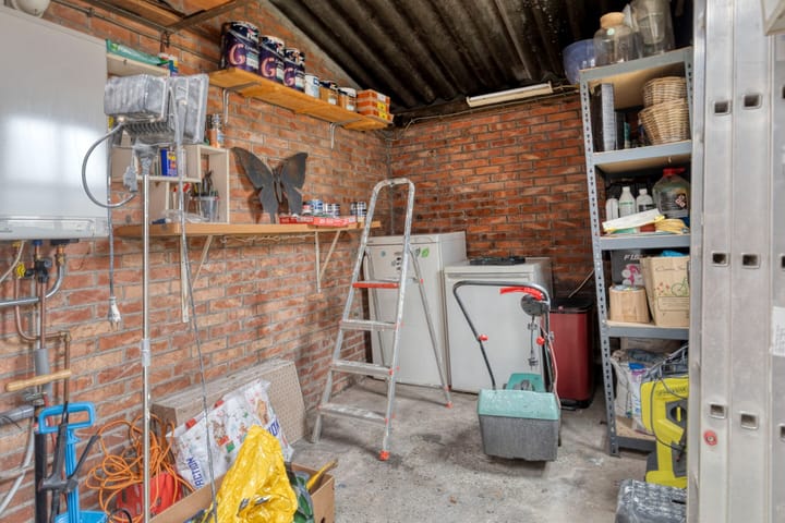 Foto 32 van van Ostadestraat 10