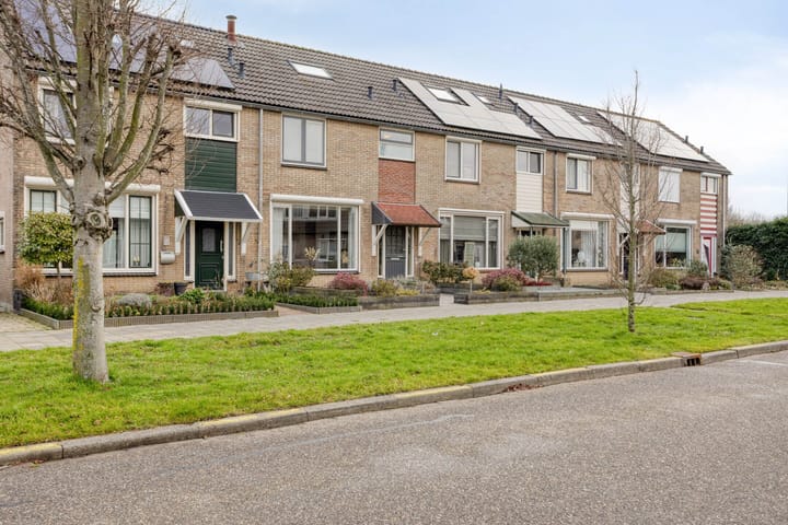 Foto 3 van Korenbloemlaan 18