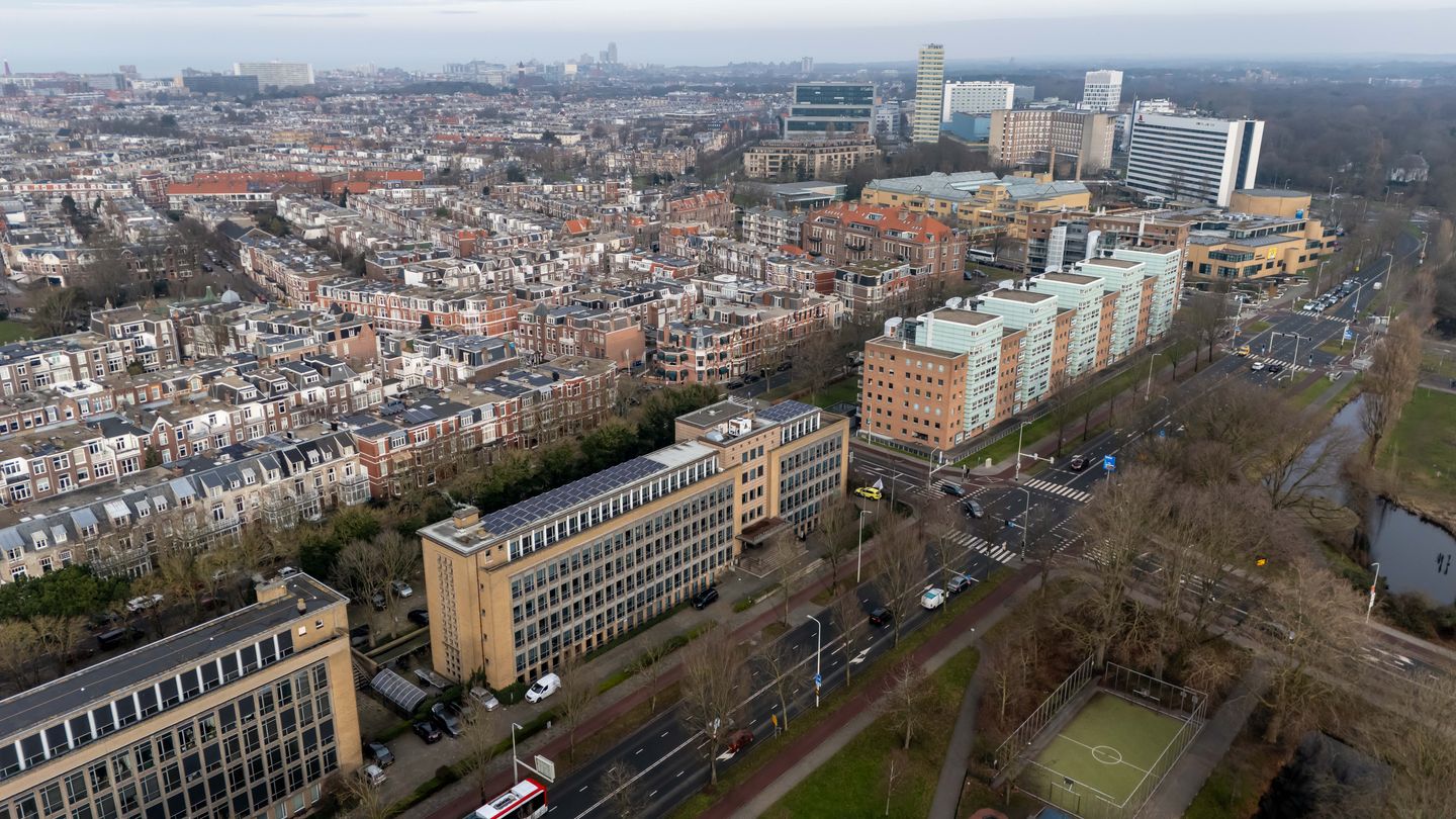 Bekijk foto 3 van President Kennedylaan 15