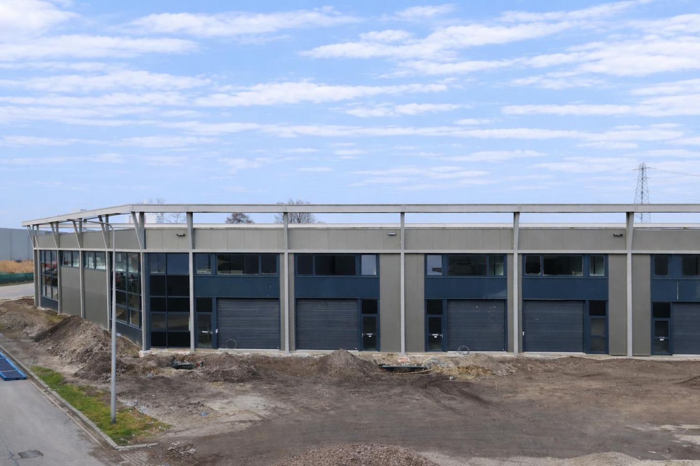 View photo 1 of Duisburgstraat 3