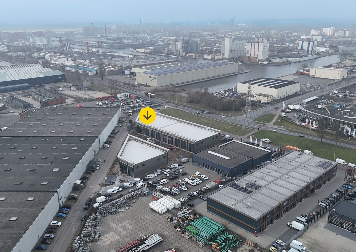 View photo 2 of Duisburgstraat 3