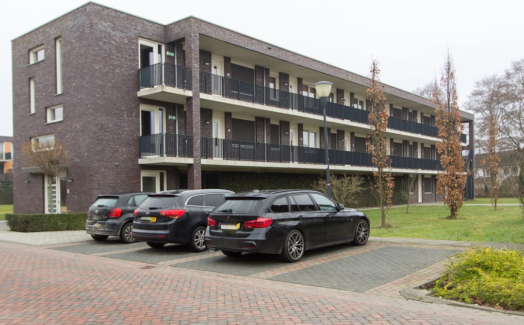 Foto 1 van Burgemeester van Prooijenstraat 72