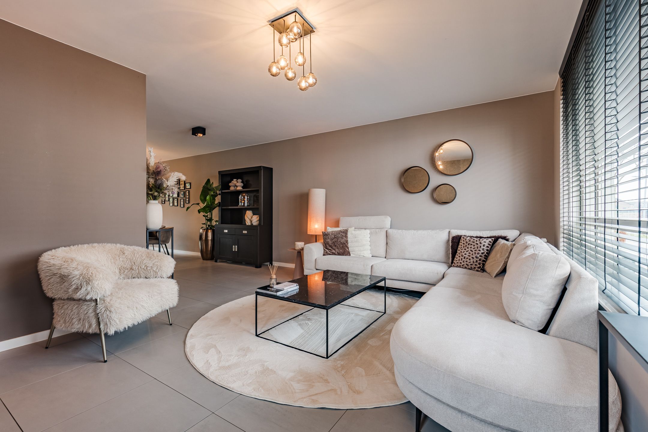 Photo 3 of Aquamarijn 22