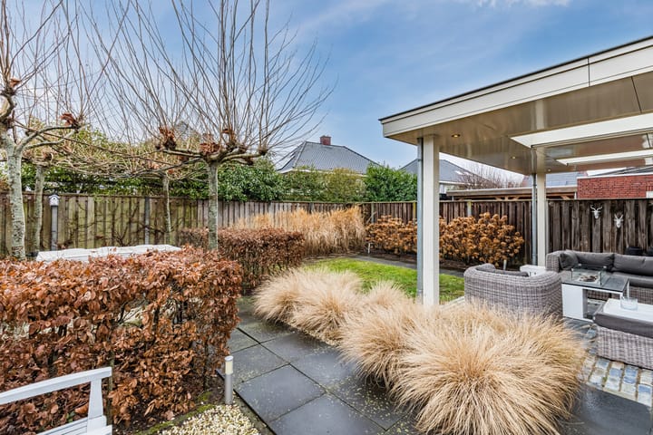 Photo 4 of Aquamarijn 22