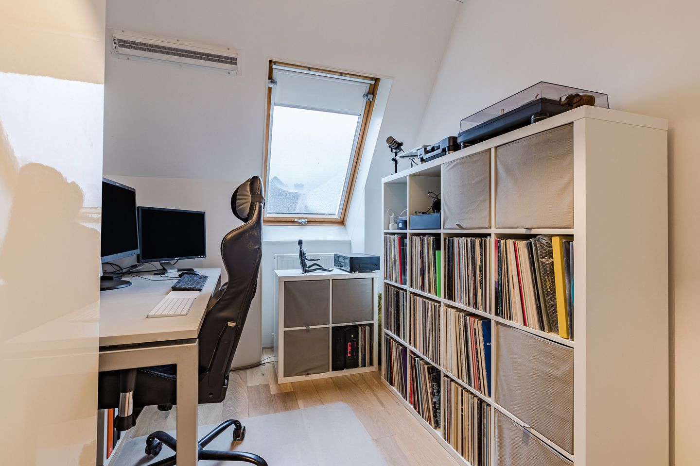 Photo 25 of Aquamarijn 22