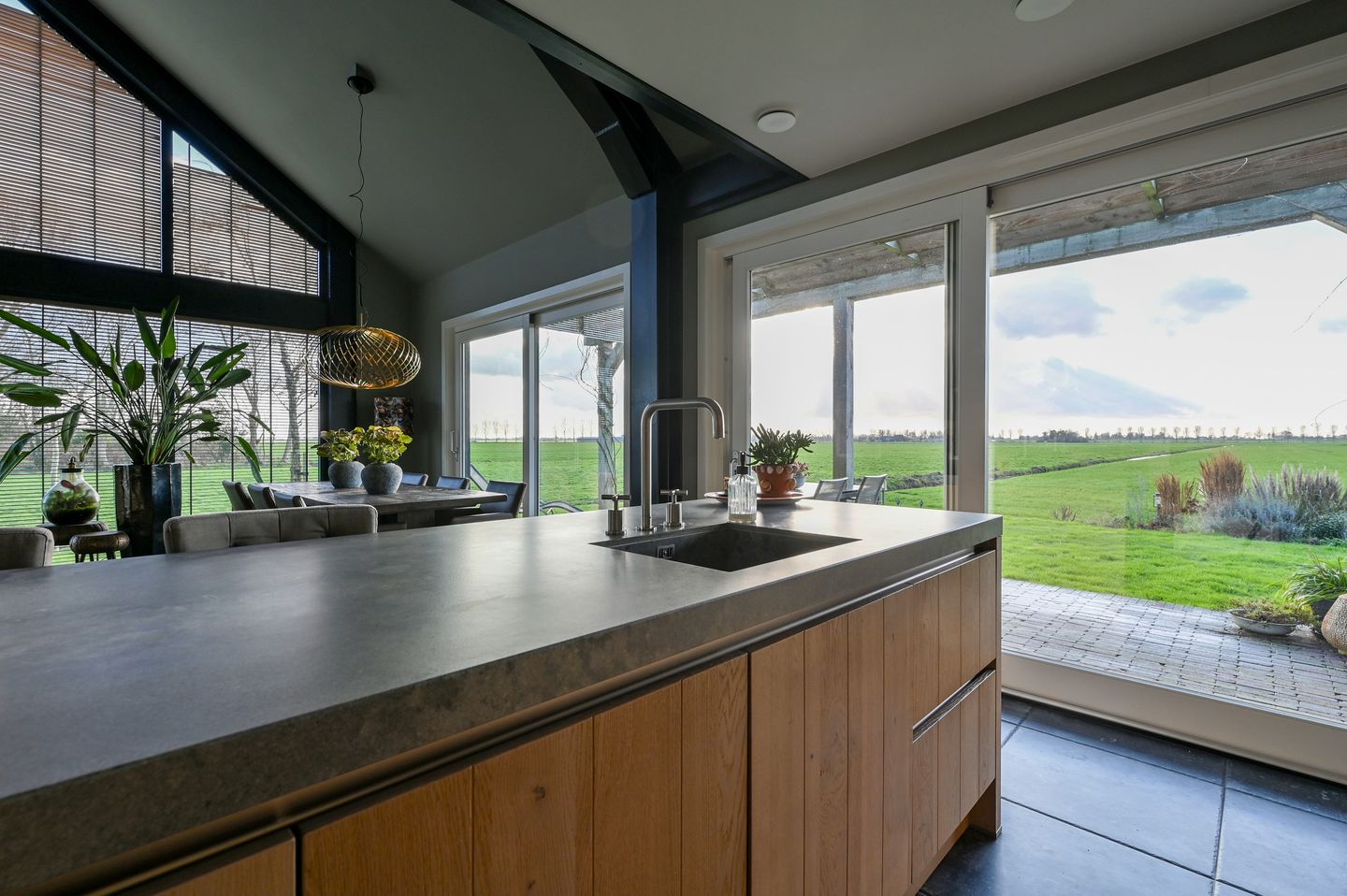 Foto 4 van Oosterlandweg 13