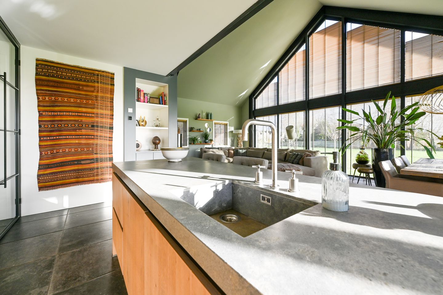 Foto 14 van Oosterlandweg 13