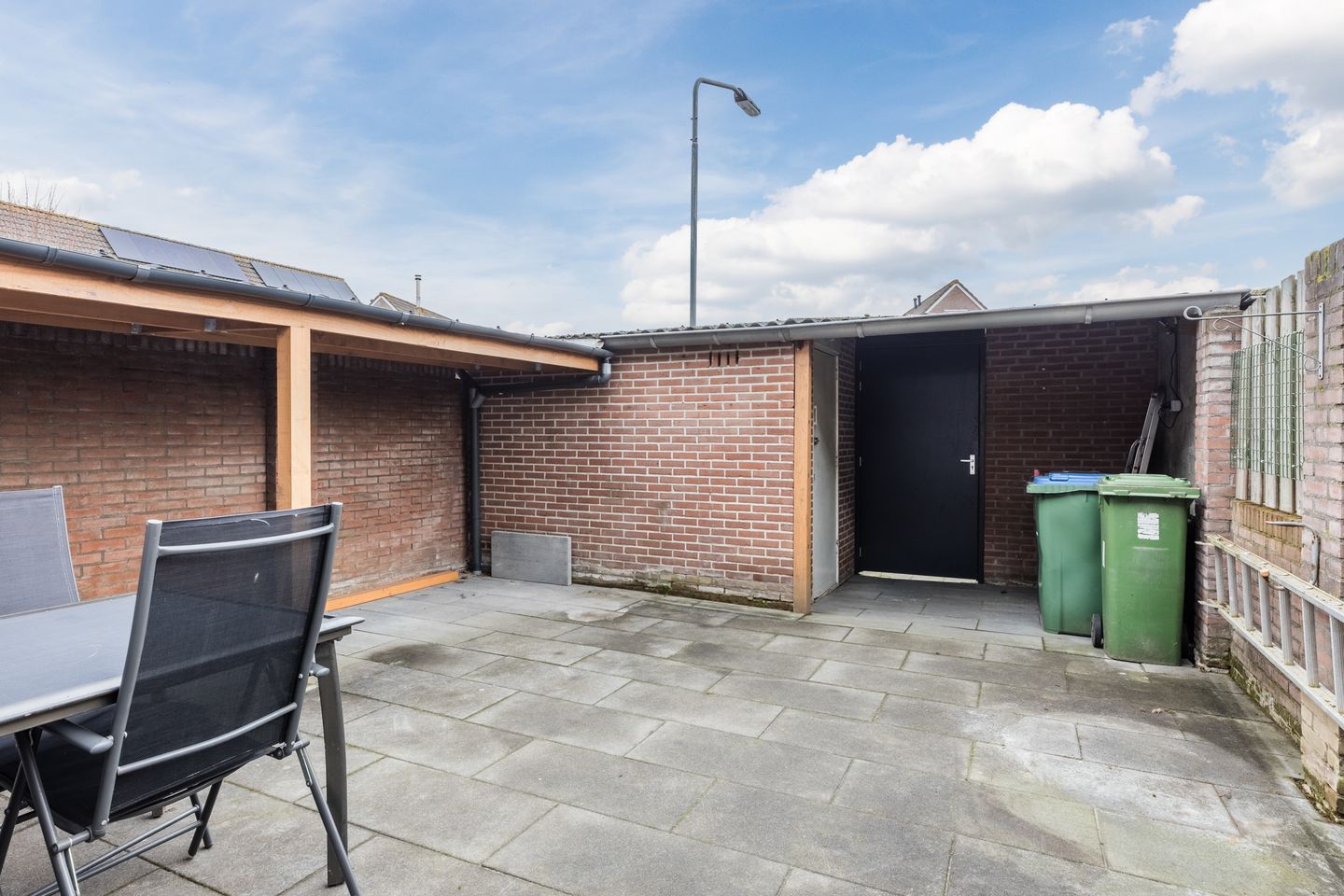 Photo 29 of Biezenbeemd 15