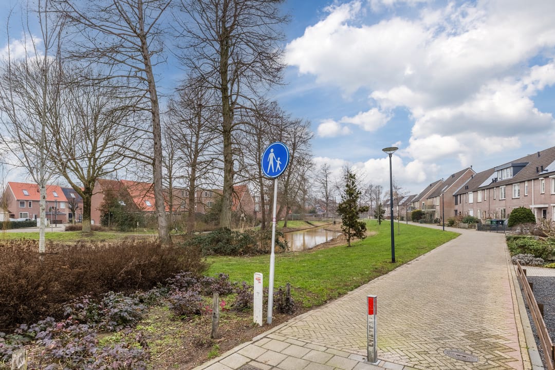 Photo 37 of Biezenbeemd 15