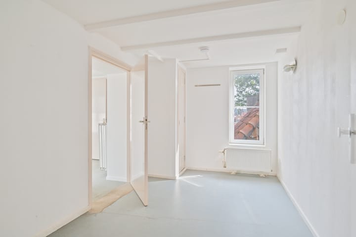 Foto 18 van Treurnietsgang 7-F6