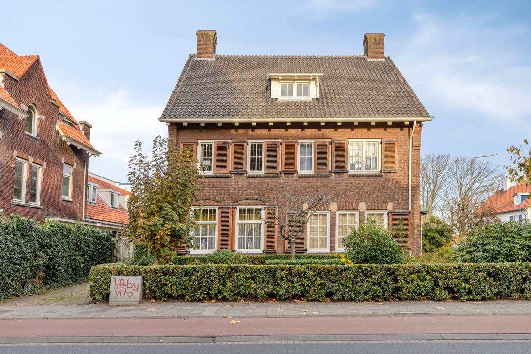 Photo 2 of Parklaan 1