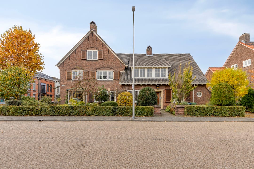 Photo 1 of Parklaan 1