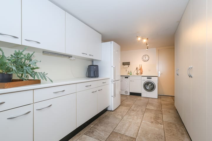 Photo 2 of Buitenhof 8