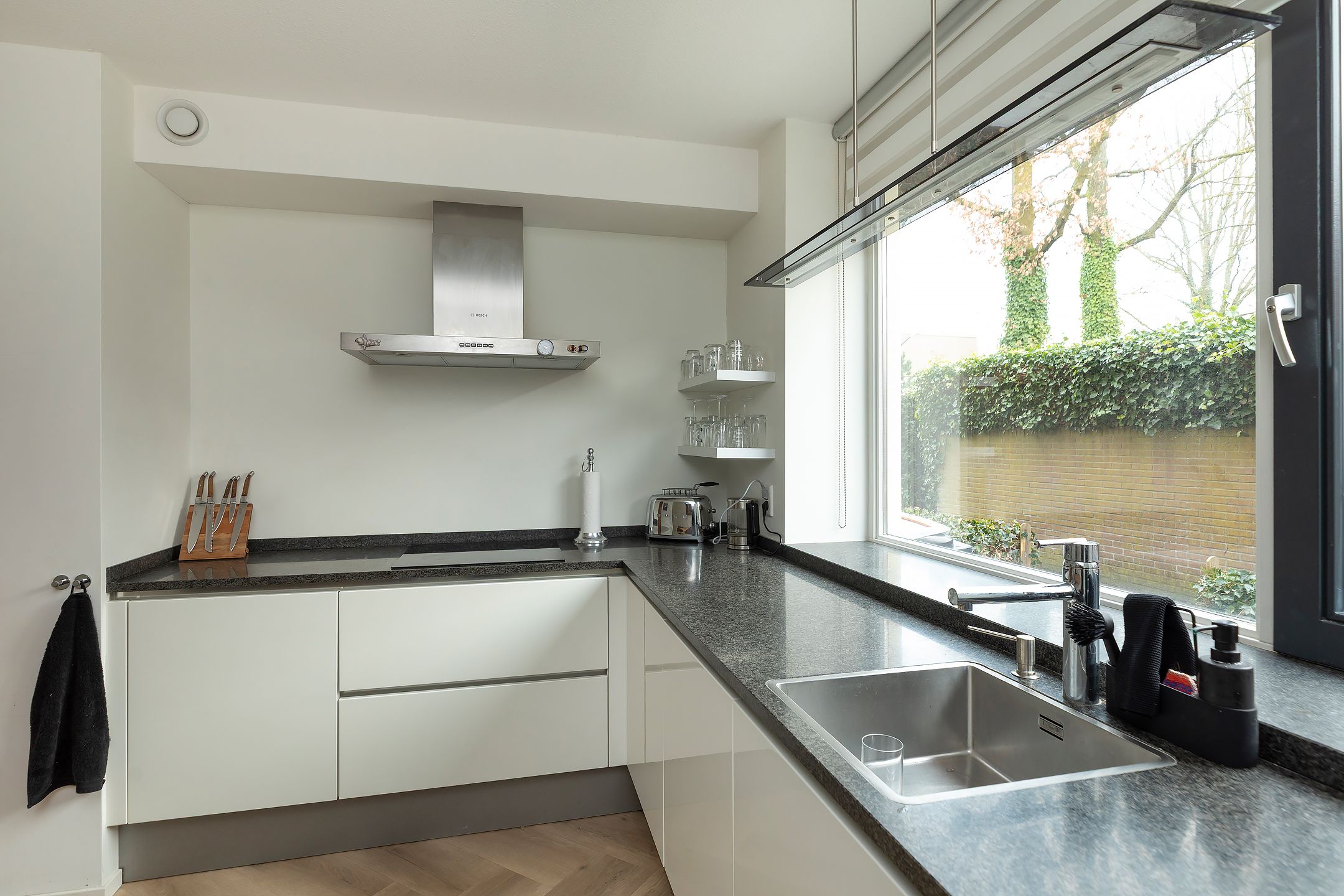 Foto 9 van Dominee Versteegtstraat 12